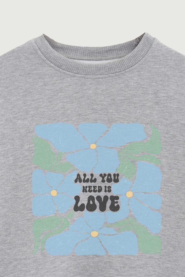 BUZO CREWNECK ESTAMPADO BOHO ALL YOU NEED IS LOVE