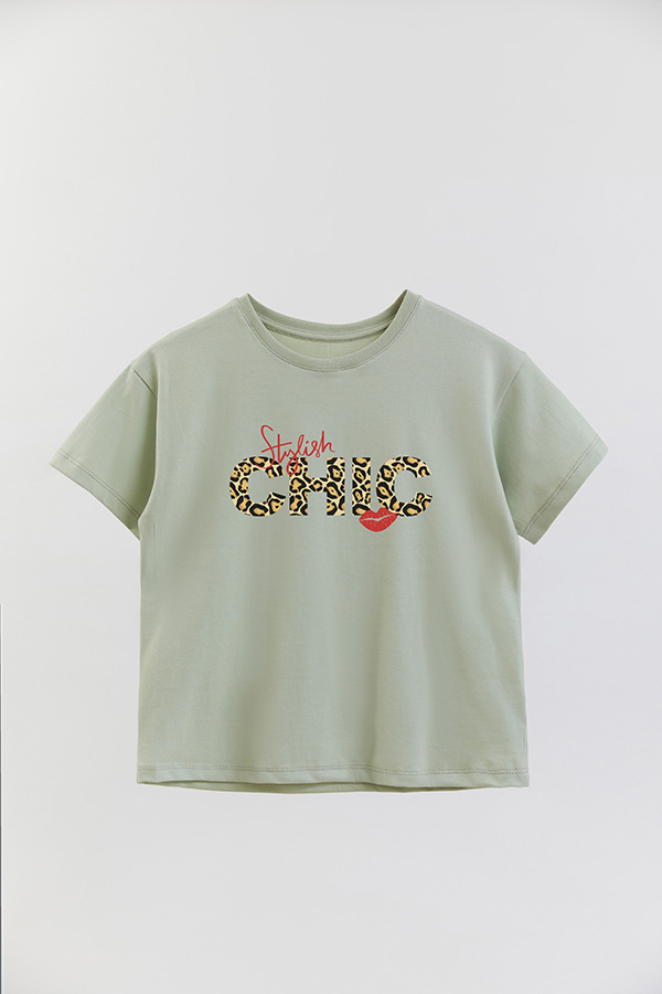 REMERA GIRL OVER CHIC