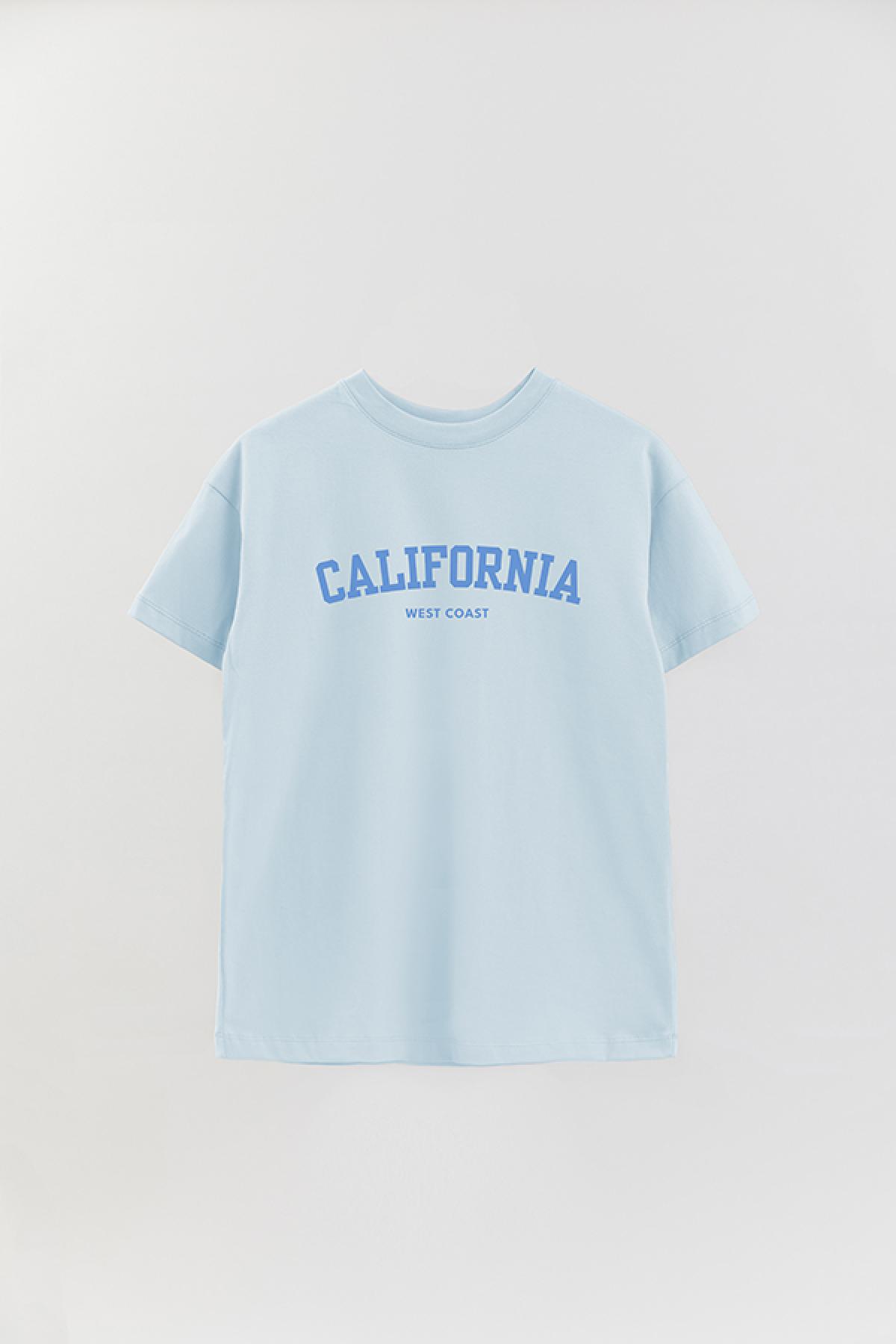 REMERA OVER ESTAMPADA WCV CALIFORNIA
