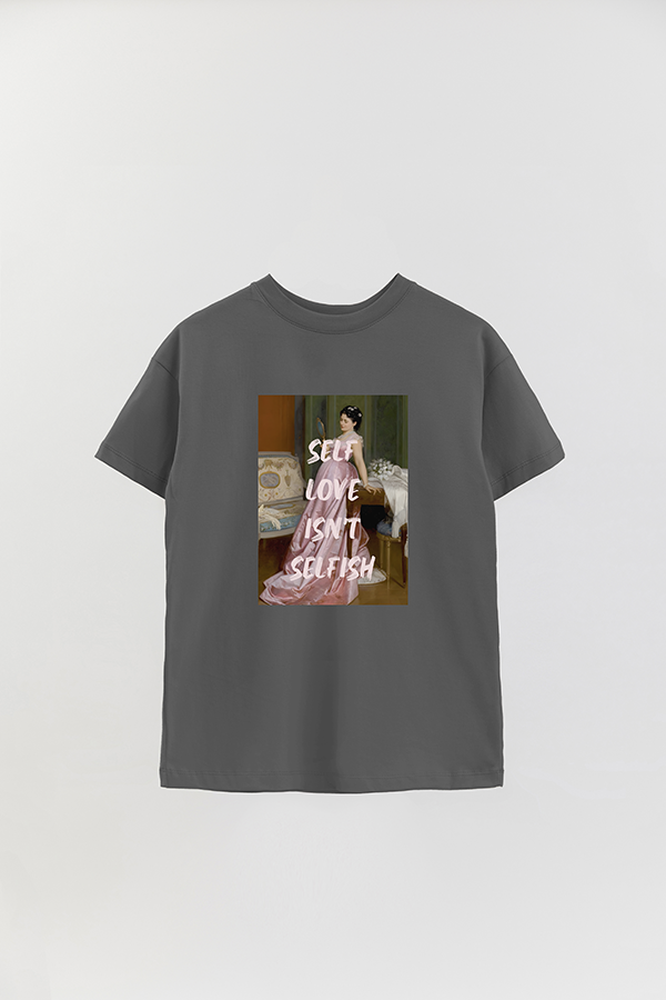 REMERA OVER ESTAMPADA ART COLLECTION 104 SELF LOVE ISN'T SELFISH