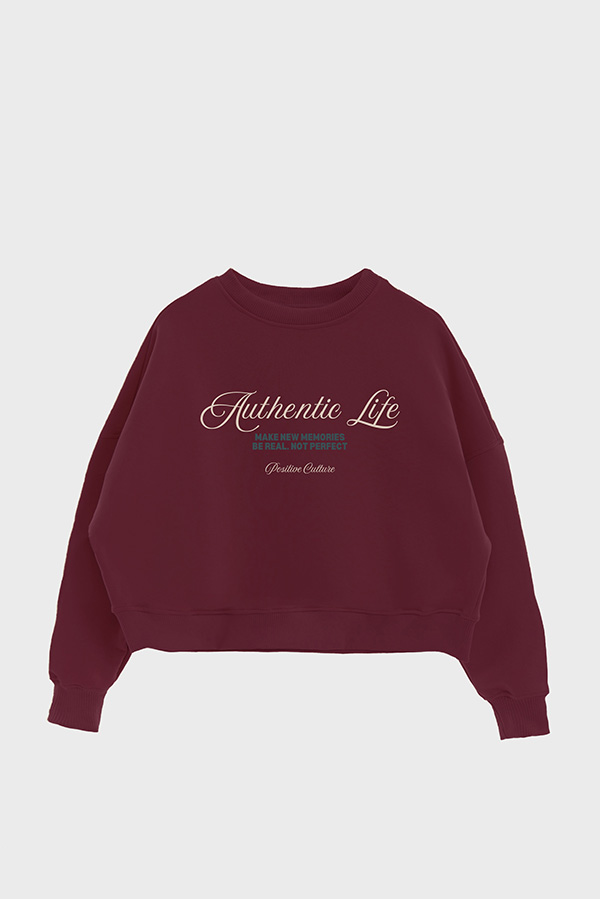 BUZO CROP ESTAMPADO VARSITY AUTHENTIC LIFE