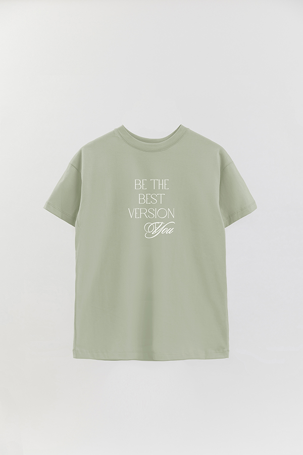 REMERA OVER ESTAMPADA MNM BE THE BEST VERSION OF YOU