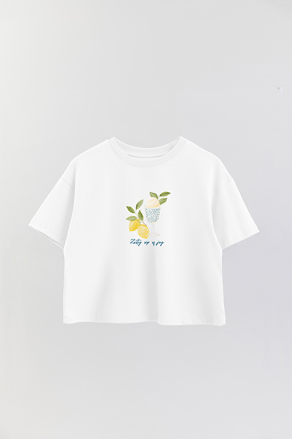 REMERA CROP ESTAMPADA COASTAL ZESTY SIP