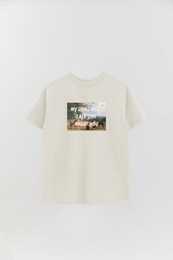 REMERA OVER ESTAMPADA ART COLLECTION 66 MY DOGS AND I