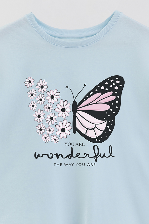 REMERA GIRL OVER YOU ARE WONDERFUL