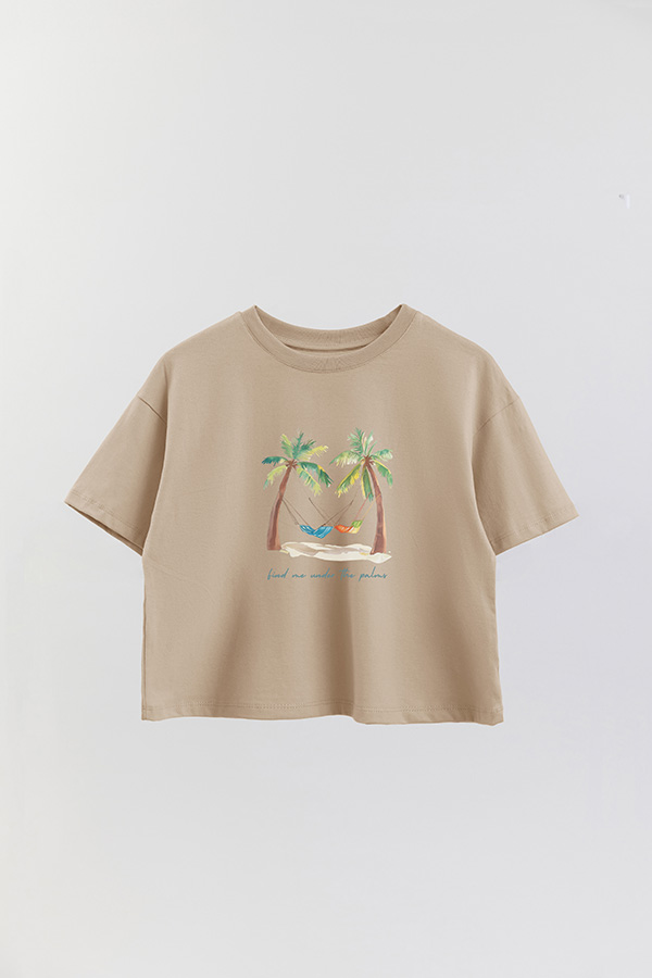 REMERA CROP ESTAMPADA COASTAL UNDER THE PALM