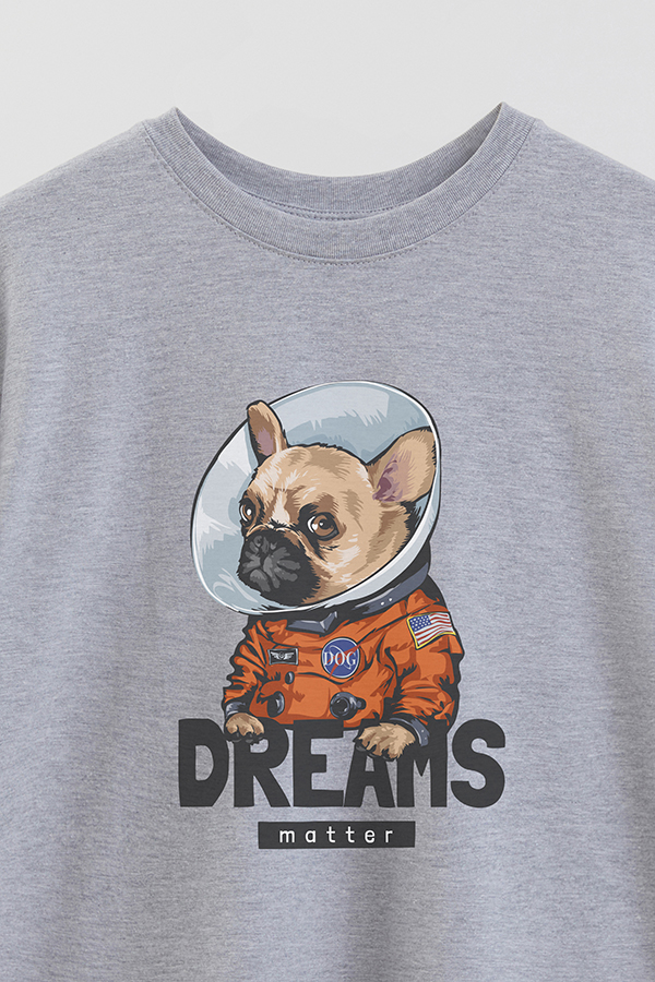 REMERA OVER ESTAMPADA DOG DREAMS