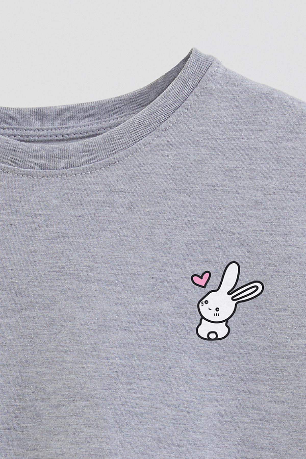 REMERA BASIC GIRL MIN SITTING BUNNY