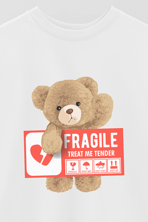 REMERA OVER ESTAMPADA UNISEX TEDDY FRAGILE