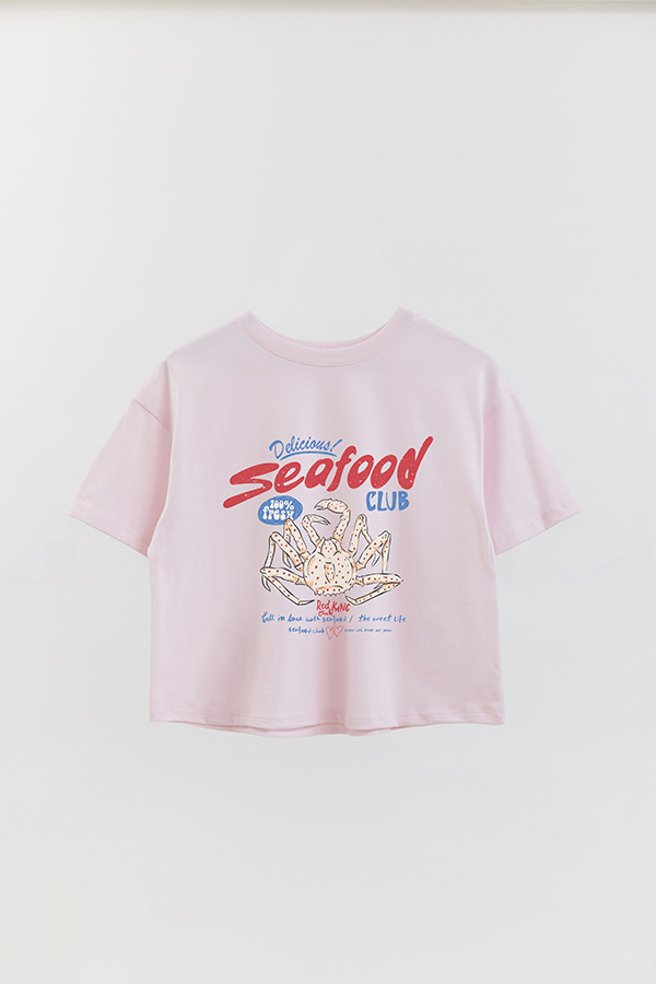 REMERA CROP ESTAMPADA SF DELICIOUS SEAFOOD