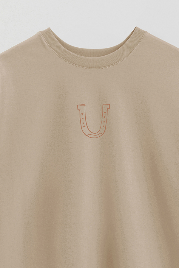 REMERA OVER ESTAMPADA WESTERN HORSESHOE