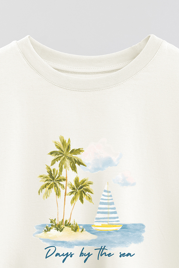 REMERA CROP ESTAMPADA COASTAL DAYS BY THE SEA