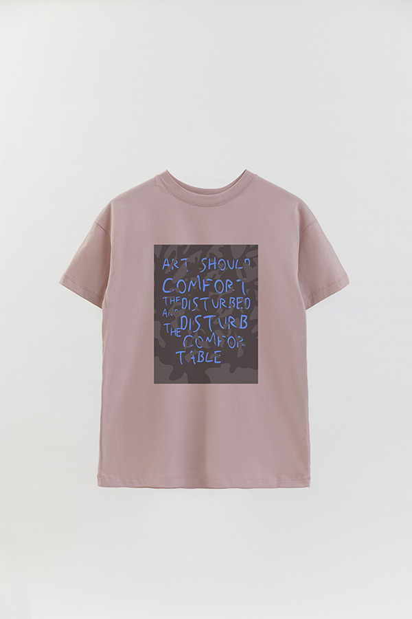 REMERA OVER ESTAMPADA ART SHOULD COMFORT