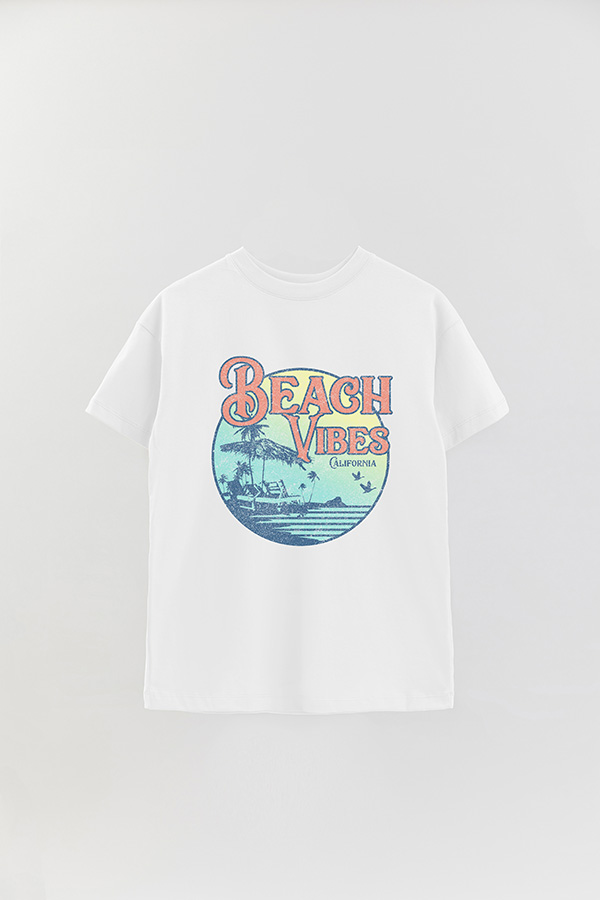 REMERA OVER ESTAMPADA BEACH VIBES RETRO