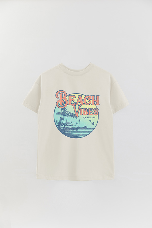 REMERA OVER ESTAMPADA BEACH VIBES RETRO
