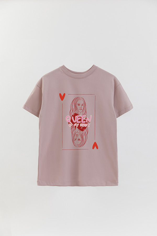 REMERA OVER ESTAMPADA QUEEN OF MY HEART