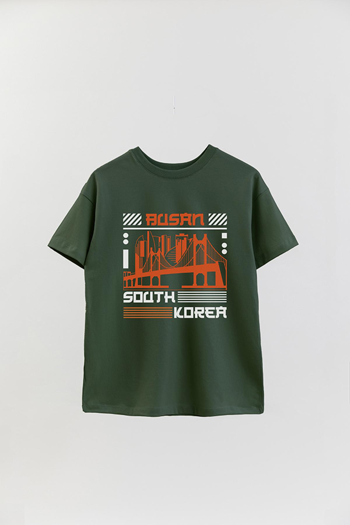 REMERA OVER ESTAMPADA CT BUSAN