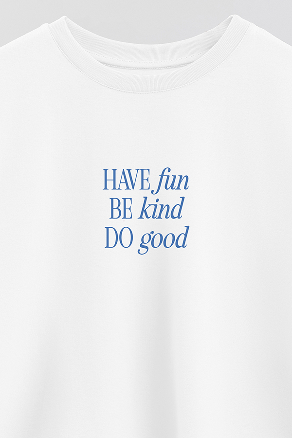 REMERA CROP ESTAMPADA HAVE FUN