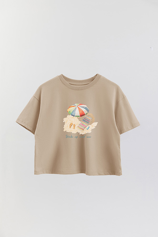REMERA CROP ESTAMPADA COASTAL WAKE UP