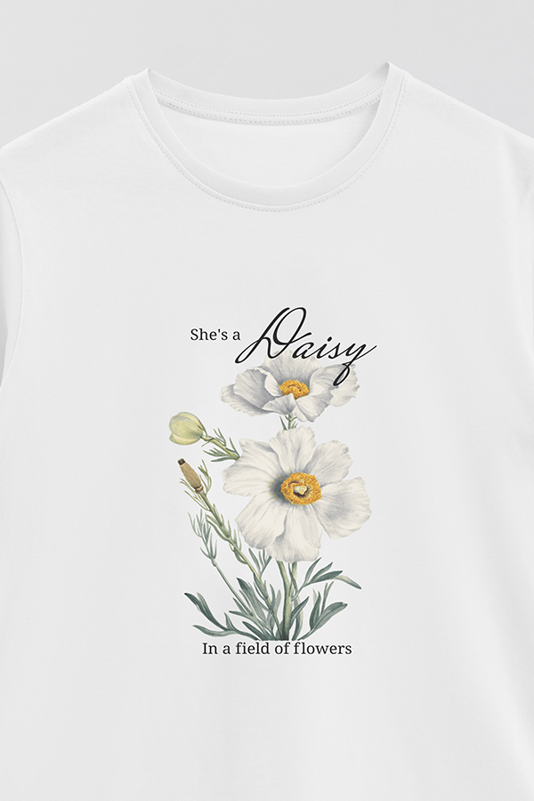 REMERA BASICA ESTAMPADA FLO3 SHE'S A DAISY