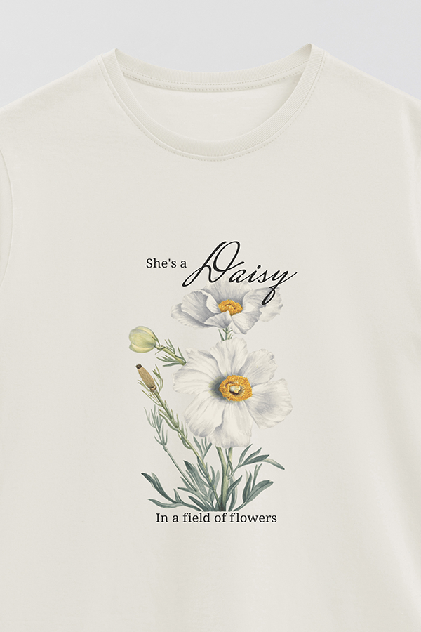 REMERA BASICA ESTAMPADA FLO3 SHE'S A DAISY