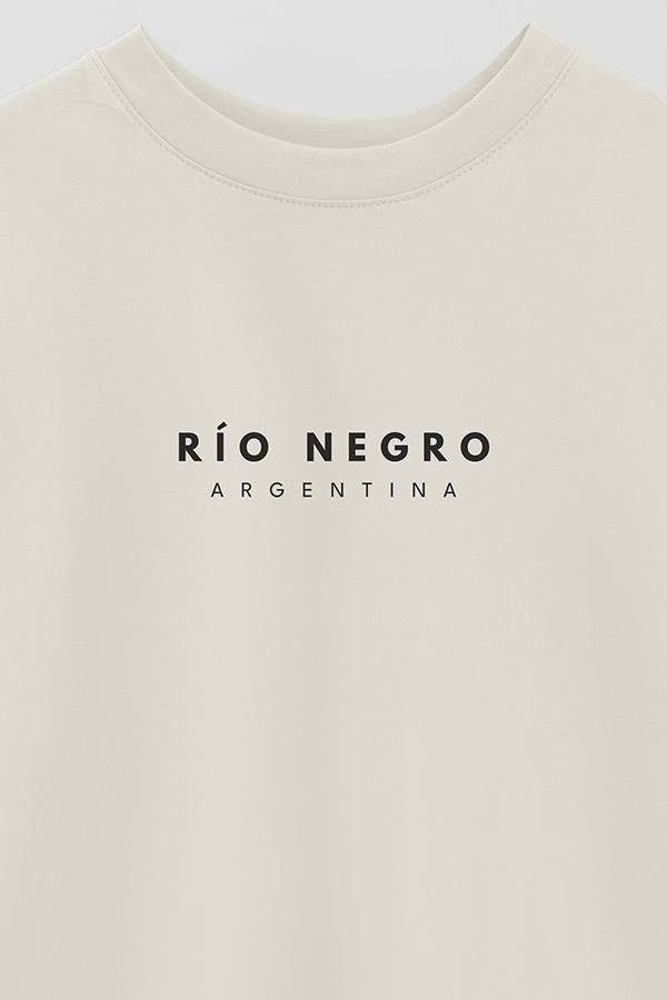 REMERA OVER ESTAMPADA ARG BD RIO NEGRO