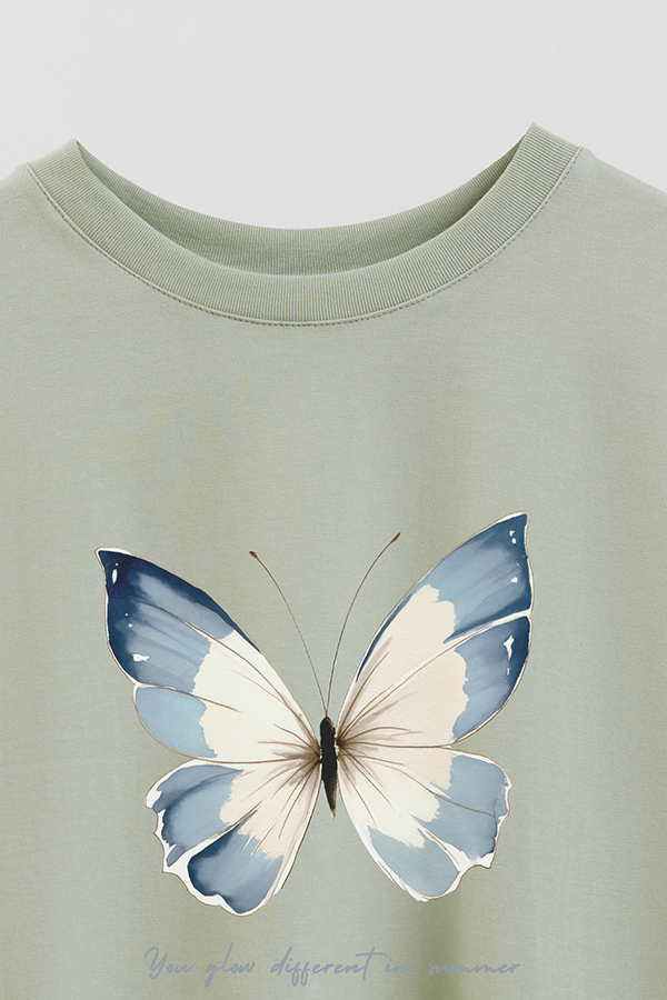 REMERA CROP ESTAMPADA COASTAL GLOW DIFFERENT