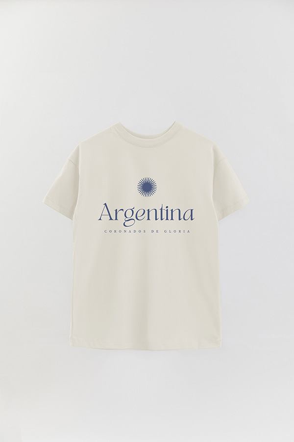 REMERA OVER ESTAMPADA ARG CORONADOS