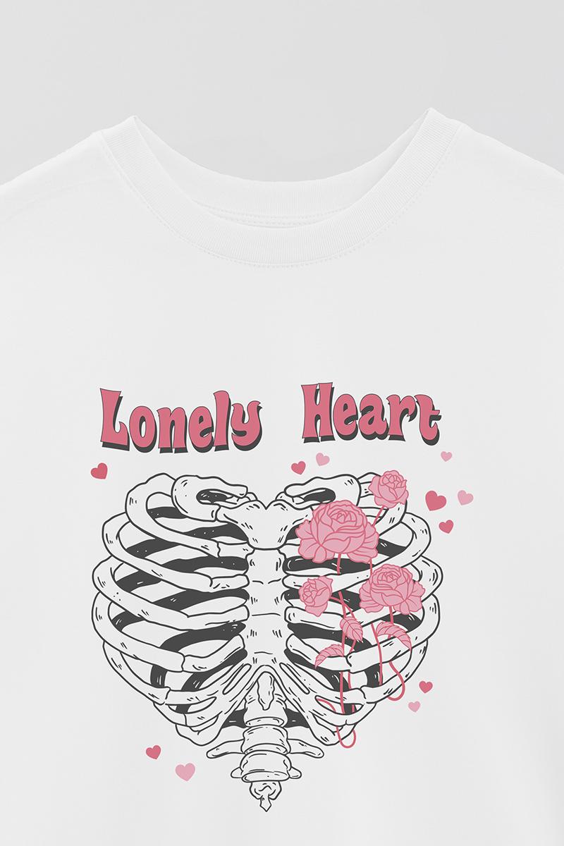 REMERA OVER ESTAMPADA SKT LONELY HEART