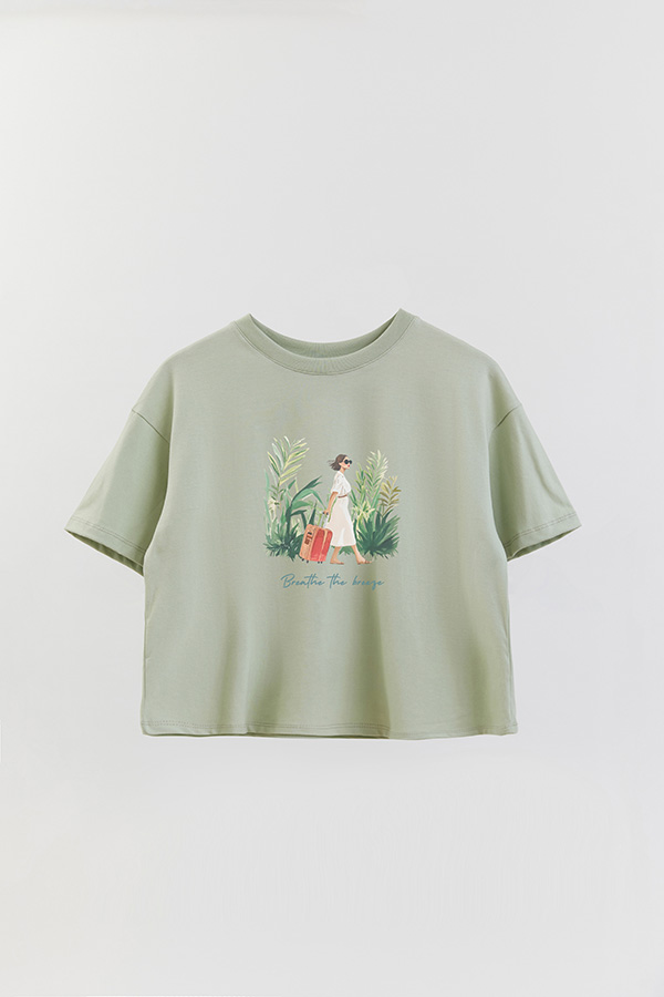 REMERA CROP ESTAMPADA COASTAL BREATHE THE BREEZE
