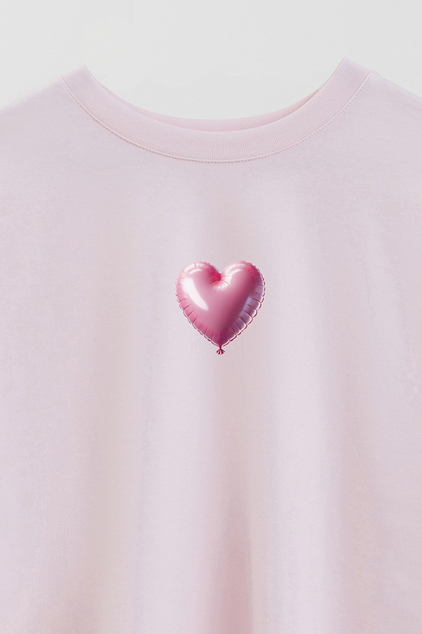 REMERA CROP ESTAMPADA PINK HEART CANDY HEART CHARM
