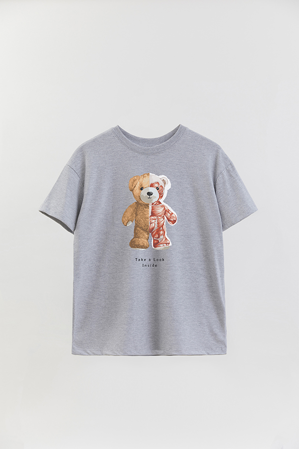 REMERA OVER ESTAMPADA UNISEX TEDDY TAKE A LOOK INSIDE