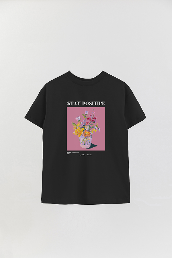 REMERA OVER ESTAMPADA GRAPHIC STAY POSITIVE