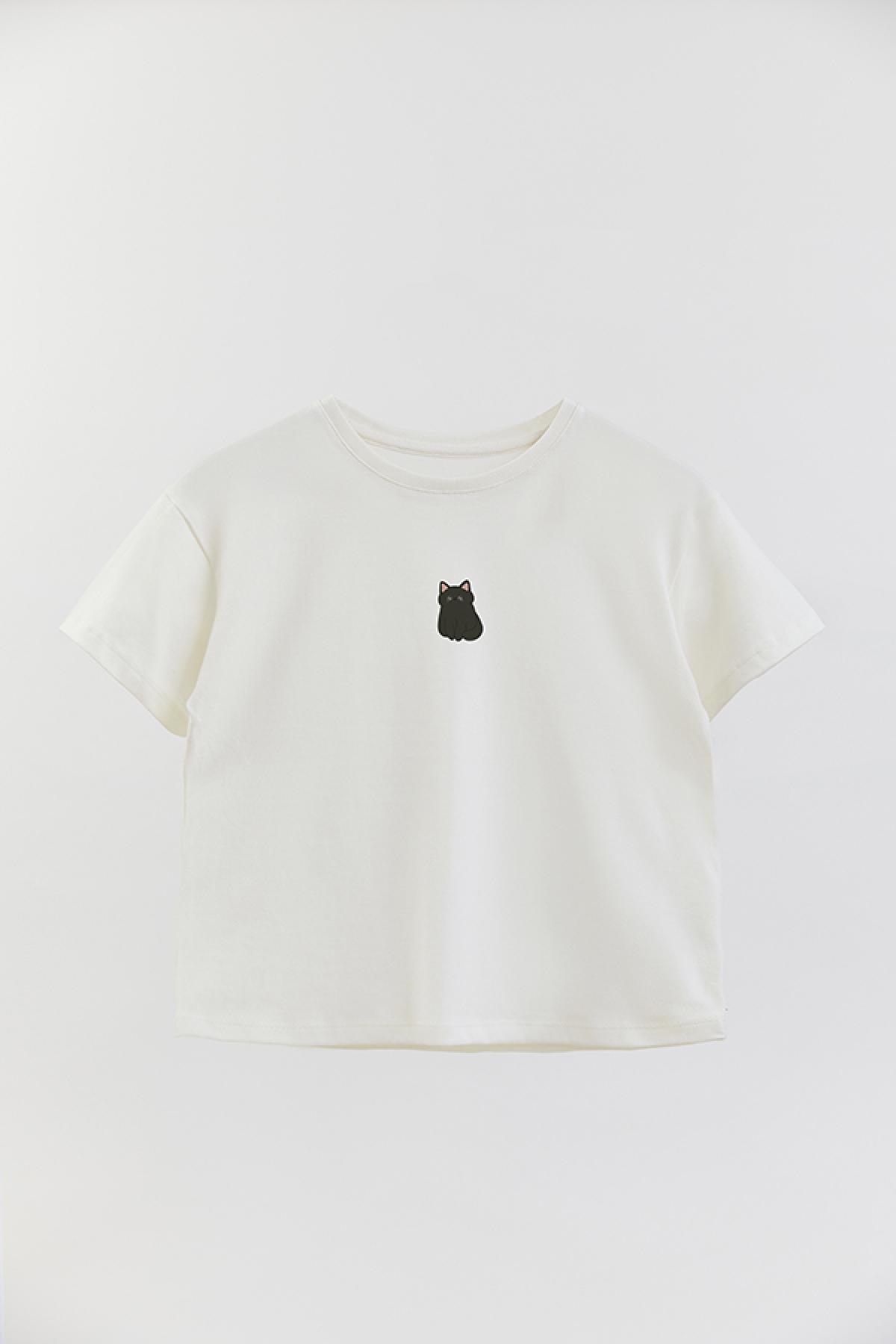 REMERA GIRL OVER MIN CAT 5
