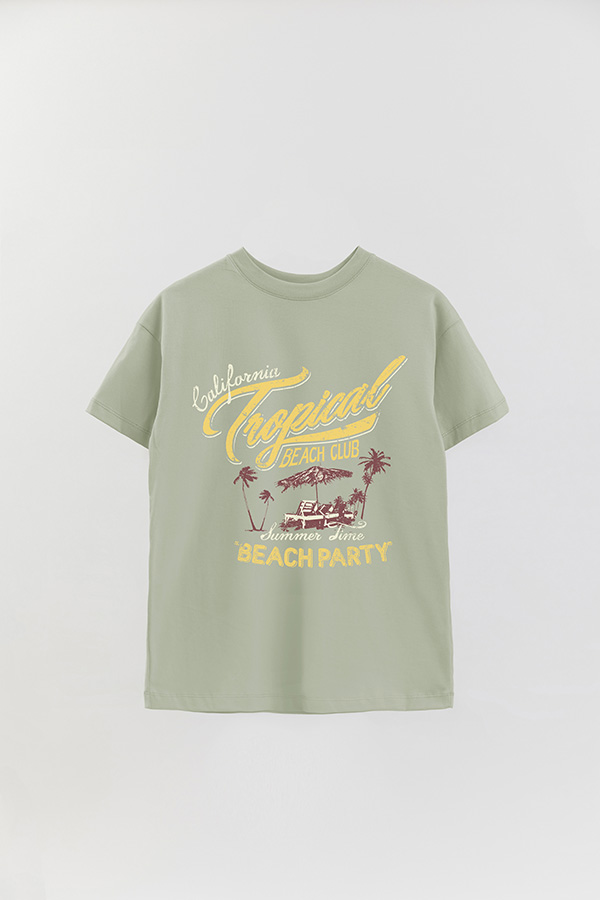 REMERA OVER ESTAMPADA CALIFORNIA TROPICAL BEACH CLUB