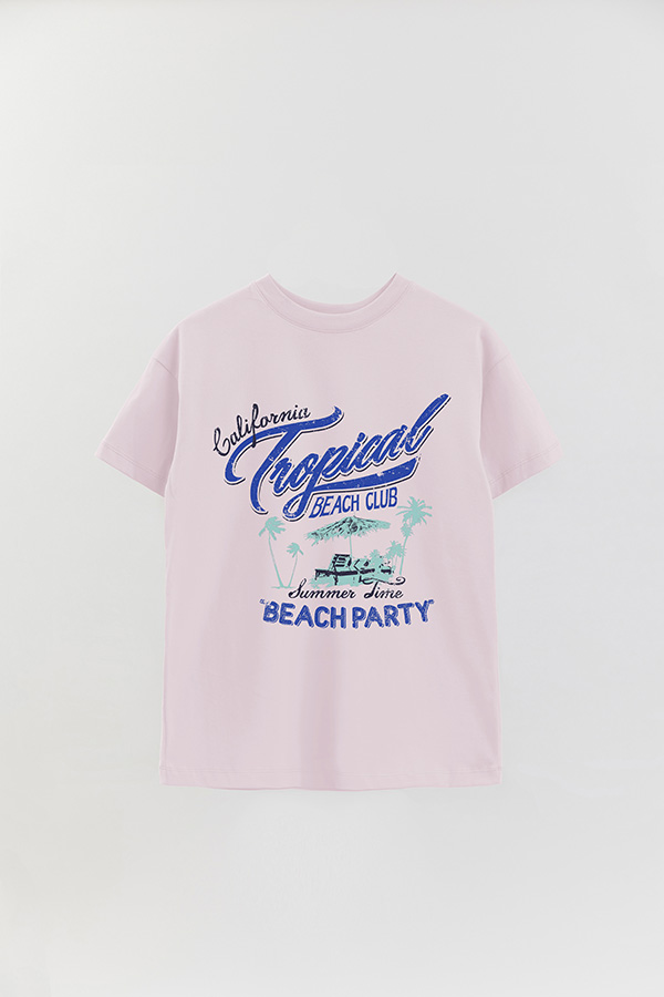 REMERA OVER ESTAMPADA CALIFORNIA TROPICAL BEACH CLUB