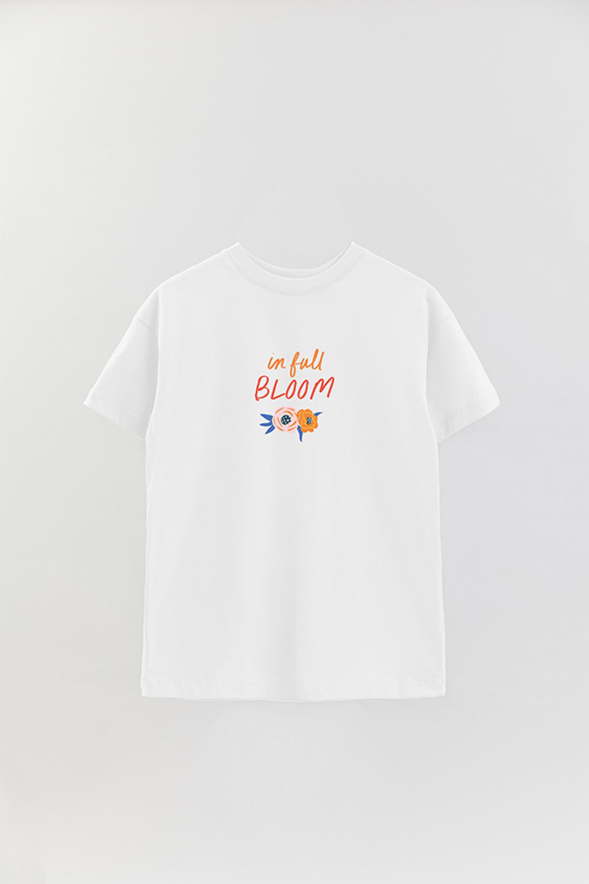 REMERA OVER ESTAMPADA SPR IN FULL BLOOM