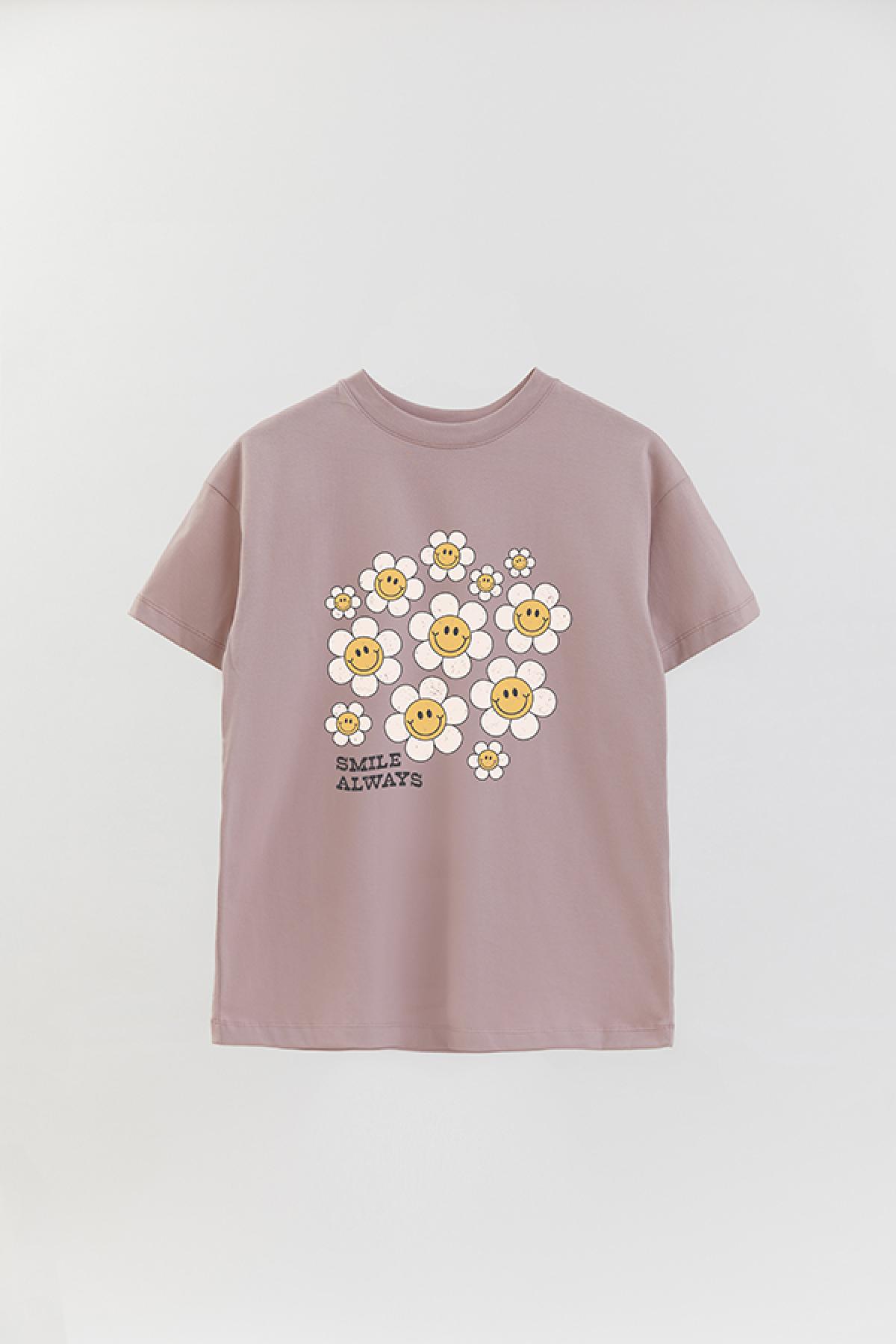 REMERA OVER ESTAMPADA RT2 SMILE ALWAYS