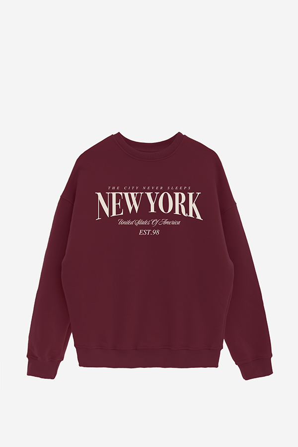 BUZO CREWNECK ESTAMPADO VARSITY NEW YORK NEVER SLEEPS