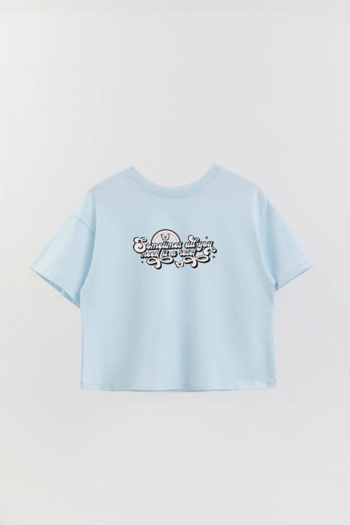 REMERA CROP ESTAMPADA DN RESET
