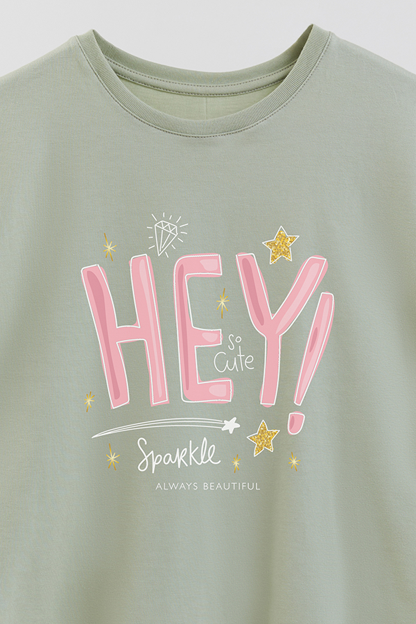 REMERA GIRL OVER HEY