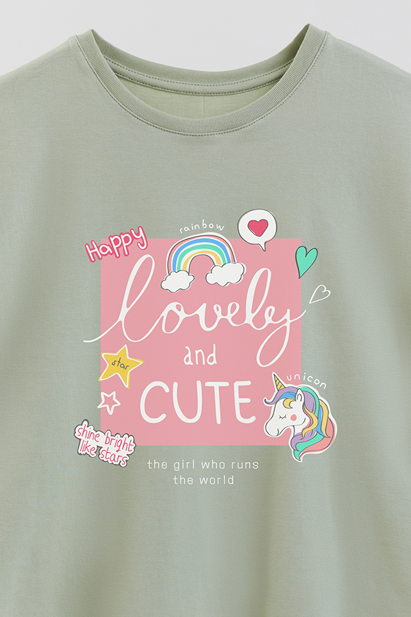 REMERA GIRL OVER LOVELY AND CUTE