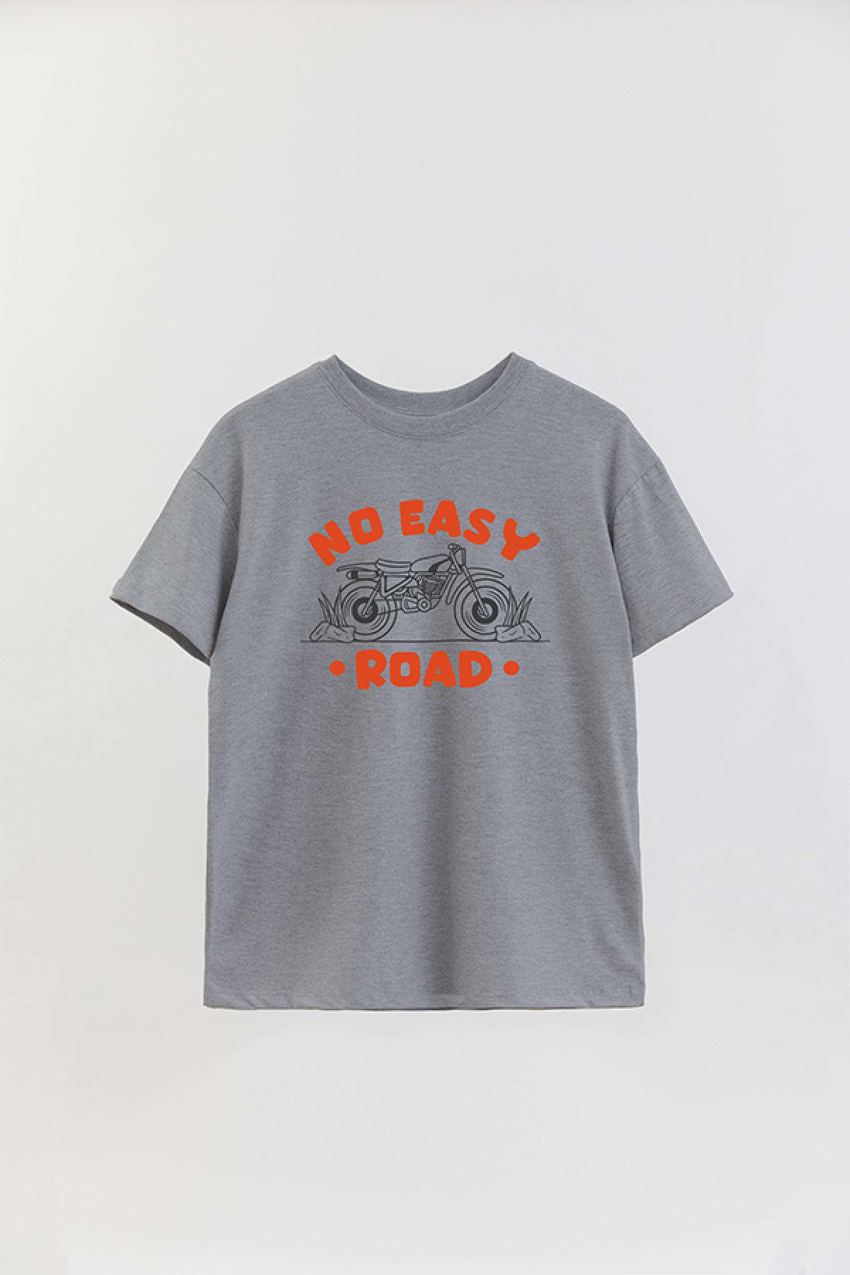 REMERA OVER ESTAMPADA ADVTOON NO EASY ROAD