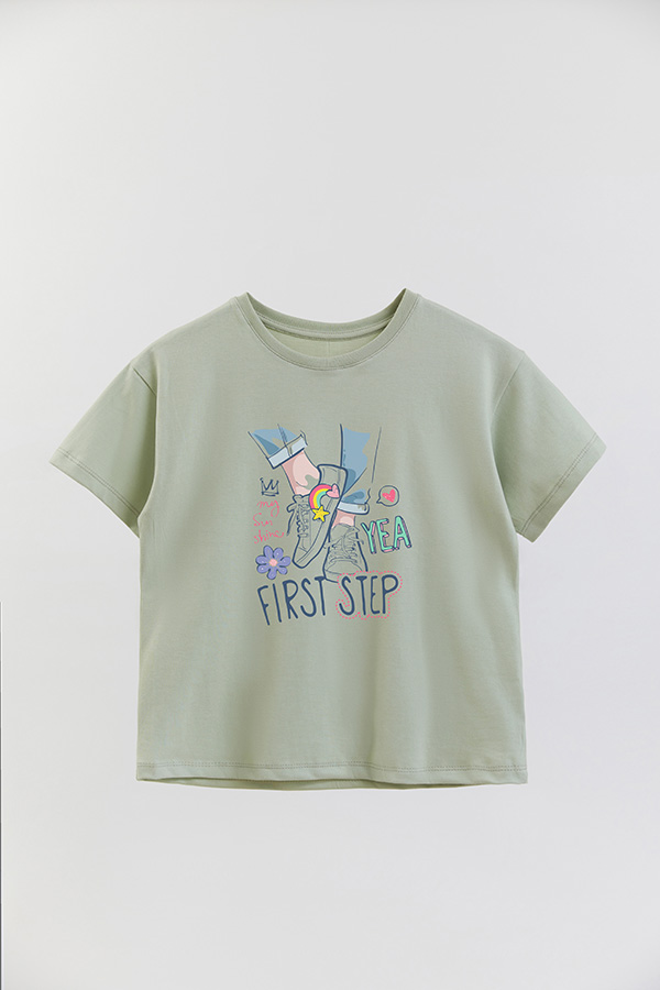 REMERA GIRL OVER FIRST STEP