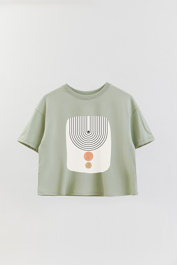 REMERA CROP ESTAMPADA ART 140