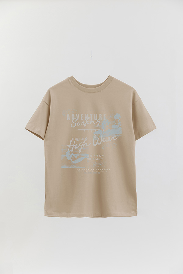 REMERA OVER ESTAMPADA SURF ADVENTURE SURFING