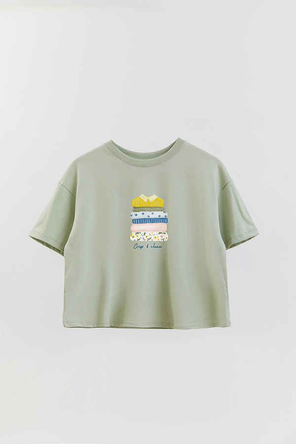 REMERA CROP ESTAMPADA COASTAL CRISP AND CLEAN