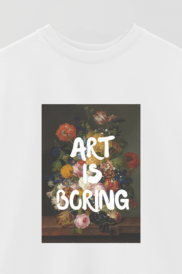 REMERA OVER ESTAMPADA ART COLLECTION 30 ART IS BORING