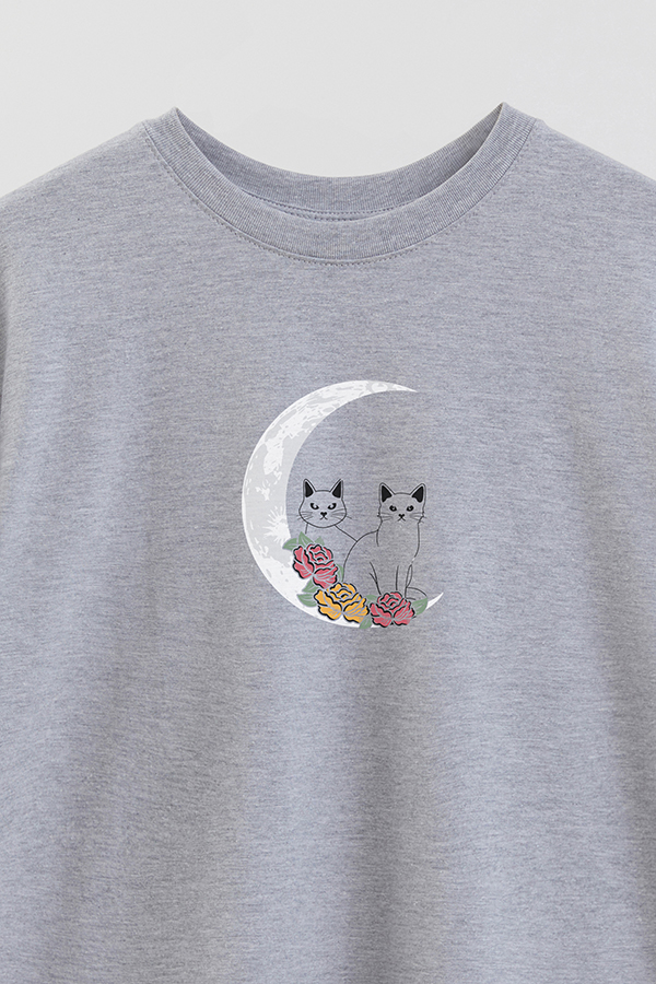 REMERA OVER ESTAMPADA CAT MOON