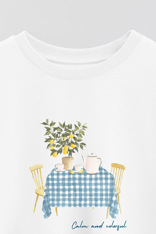 REMERA CROP ESTAMPADA COASTAL CALM AND COLORFUL